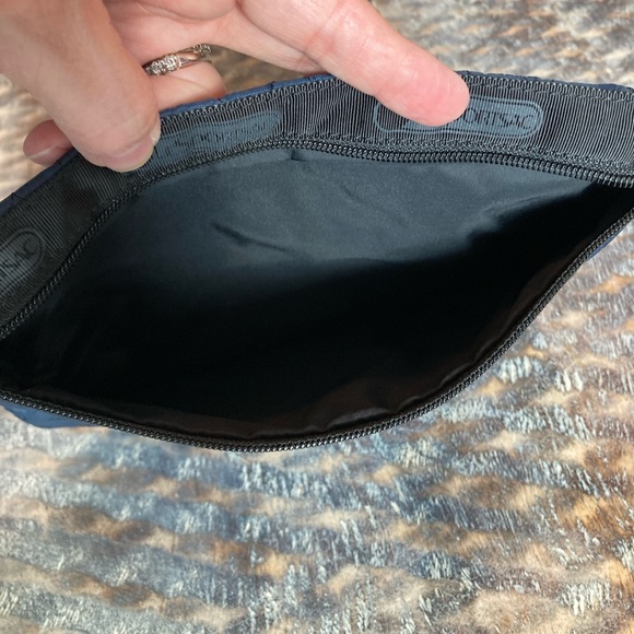 LeSportSac bag - Picture 3 of 4